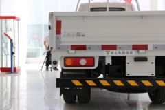 东风 小霸王W17 1.5L 113马力 3.92米单排栏板小卡(宽轮距)(国六)(DFA1030S60Q6)