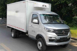 金杯T5&nbsp;冷藏车外观图片