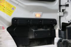 东风商用车 天锦KR 230马力 4X2 9.75米厢式载货车(国六)(高顶)(DFH5180XXYE8)