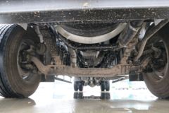 东风商用车 天锦KR 230马力 4X2 9.75米厢式载货车(国六)(高顶)(DFH5180XXYE8)