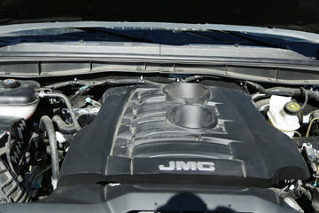  9 2019  2.0T 220 8Զ  ˫SUVƤͼƬ