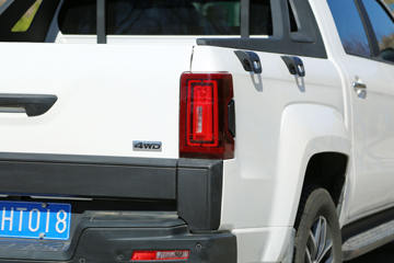  9 2019  2.0T 220 8Զ  ˫SUVƤͼƬ