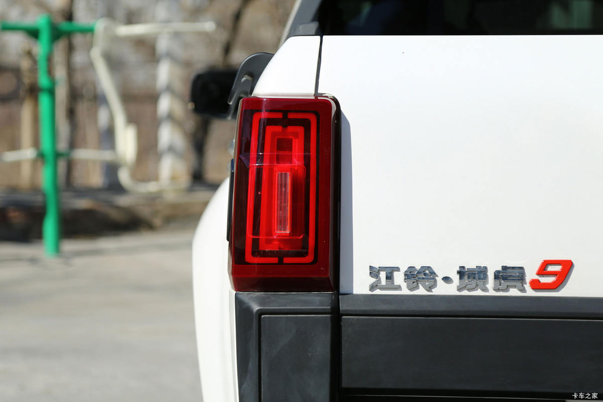  9 2019  2.0T 220 8Զ  ˫SUVƤ                                                