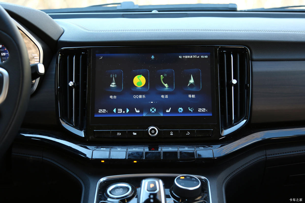 ���� ��9 2019�� ������ 2.0T���� 220���� 8���Զ� ���� ˫��SUV������Ƥ����ʻ��                                               