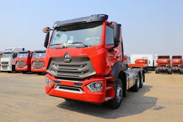 中国重汽 豪瀚N7G重卡 440马力 6X4 牵引车(国六)(ZZ4255N3446F1)