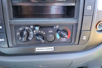 ���� ����HM3 130���� 4X2 4.16����ж��(����)(KMC3042HA330DP6)ͼƬ