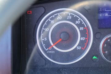 ���� ����HM3 130���� 4X2 4.16����ж��(����)(KMC3042HA330DP6)ͼƬ