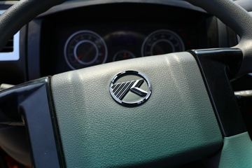 ���� ����HM3 130���� 4X2 4.16����ж��(����)(KMC3042HA330DP6)ͼƬ