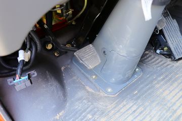 ���� ����HM3 130���� 4X2 4.16����ж��(����)(KMC3042HA330DP6)ͼƬ