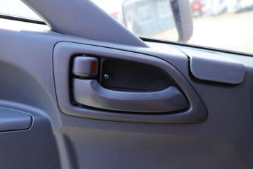 ���� ����HM3 130���� 4X2 4.16����ж��(����)(KMC3042HA330DP6)ͼƬ