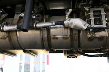 ���� ����HM3 130���� 4X2 4.16����ж��(����)(KMC3042HA330DP6)ͼƬ