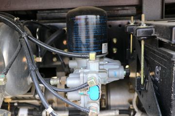 ���� ����HM3 130���� 4X2 4.16����ж��(����)(KMC3042HA330DP6)ͼƬ