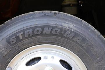 ���� ����HM3 130���� 4X2 4.16����ж��(����)(KMC3042HA330DP6)ͼƬ