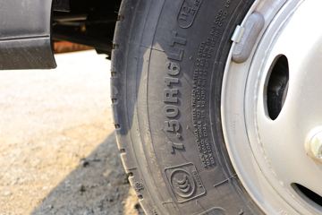 ���� ����HM3 130���� 4X2 4.16����ж��(����)(KMC3042HA330DP6)ͼƬ