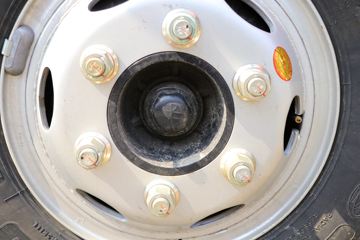 ���� ����HM3 130���� 4X2 4.16����ж��(����)(KMC3042HA330DP6)ͼƬ