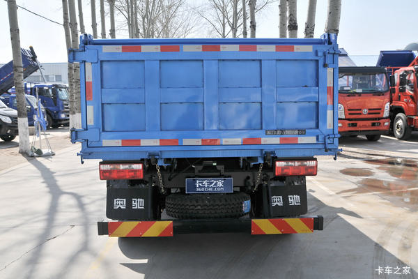 恭喜！！！深泽李先生 喜提奥驰T系自卸车