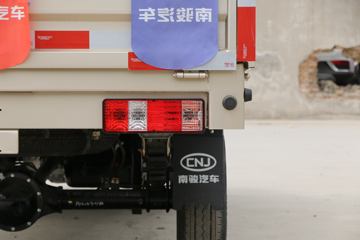 �Ͽ����� ��˧Cϵ ������ 1.5L 112���� ���� 3.1�׵�������΢��(����)ͼƬ