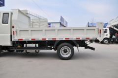 福田瑞沃 小金刚Ⅰ 88马力 4X2 2.6米自卸车(BJ3040D8JBA-AA)