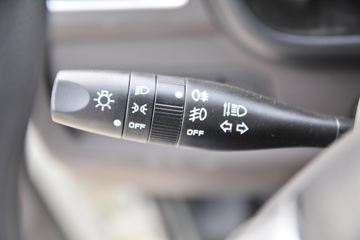 �������� С��� 88���� 4X2 3.6����ж��(BJ3040D8JBA-AA)ͼƬ