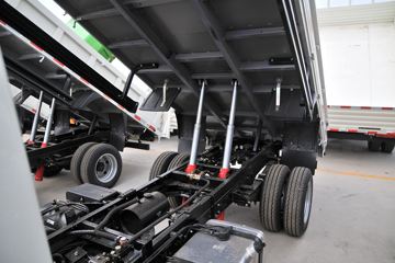 �������� С��� 88���� 4X2 3.6����ж��(BJ3040D8JBA-AA)ͼƬ