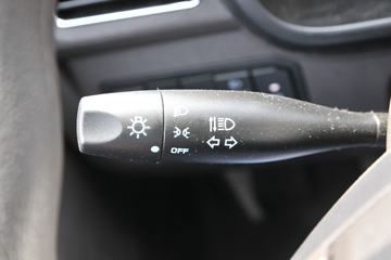 ���� ����M2 1.5L 116���� ���� 3.1���Ű�����΢��(����)(BJ1032V5PV5-01)ͼƬ