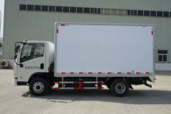 南京金龙 K15 4.5T 纯电动厢式运输车(高2.39米)100kWh