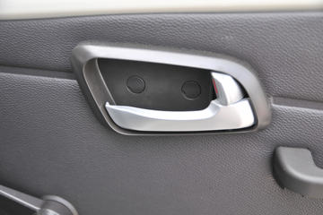 �������� С��� 88���� 4X2 2.8����ж��(BJ3040D8ABA-AA)ͼƬ