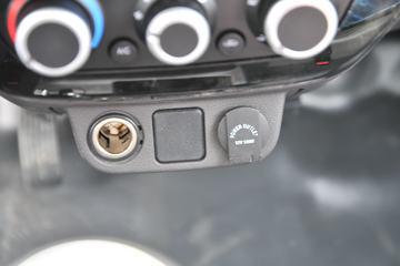 �������� С��� 88���� 4X2 2.8����ж��(BJ3040D8ABA-AA)ͼƬ