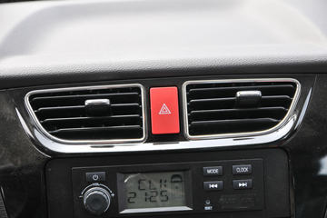 �������� С��� 88���� 4X2 2.8����ж��(BJ3040D8ABA-AA)ͼƬ