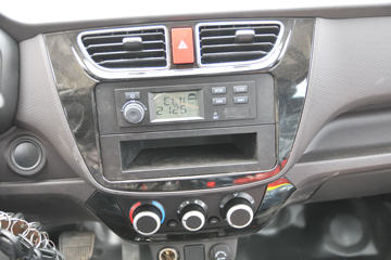 �������� С��� 88���� 4X2 2.8����ж��(BJ3040D8ABA-AA)ͼƬ