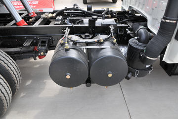 �������� С��� 88���� 4X2 2.8����ж��(BJ3040D8ABA-AA)ͼƬ