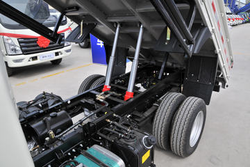 �������� С��� 88���� 4X2 2.8����ж��(BJ3040D8ABA-AA)ͼƬ