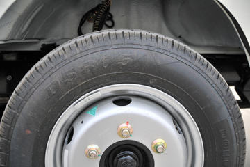 �������� С��� 88���� 4X2 2.8����ж��(BJ3040D8ABA-AA)ͼƬ