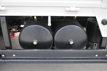 �������� С��� 88���� 4X2 2.8����ж��(BJ3040D8ABA-AA)ͼƬ