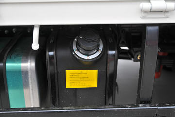 �������� С��� 88���� 4X2 2.8����ж��(BJ3040D8ABA-AA)ͼƬ