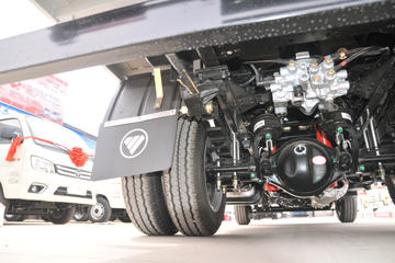 �������� С��� 88���� 4X2 2.8����ж��(BJ3040D8ABA-AA)ͼƬ