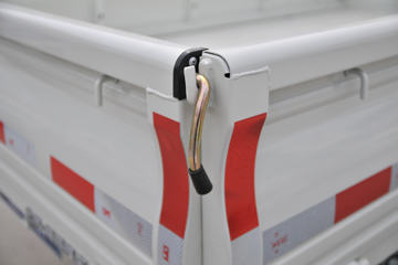 �������� С��� 88���� 4X2 2.8����ж��(BJ3040D8ABA-AA)ͼƬ