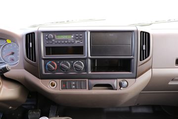 ���� ŷ����3ϵ 131���� 3.22��˫�������Ῠ(����)(BJ1041V9AD6-FM)ͼƬ