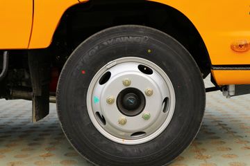 ���� ŷ����3ϵ 131���� 3.22��˫�������Ῠ(����)(BJ1041V9AD6-FM)ͼƬ