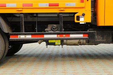 ���� ŷ����3ϵ 131���� 3.22��˫�������Ῠ(����)(BJ1041V9AD6-FM)ͼƬ