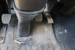 一汽解放 J6L 轻量化版 320马力 8X4 7.3方混凝土搅拌车(凌宇牌)(CLY5315GJB29E5)