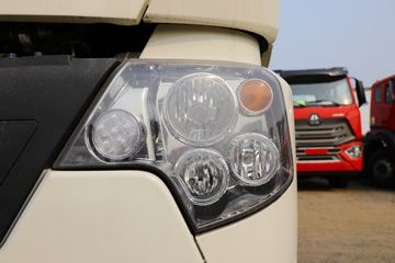 �й����� HOWO T7H�ؿ� 440���� 6X4ǣ����(����)(ZZ4257V324HF1B)ͼƬ