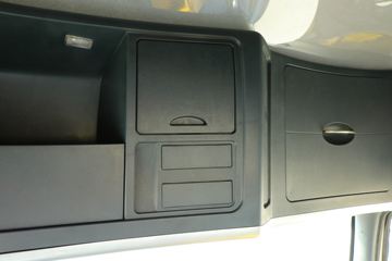 �й����� HOWO T7H�ؿ� 440���� 6X4ǣ����(����)(ZZ4257V324HF1B)ͼƬ