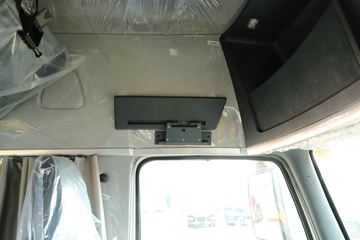 �й����� HOWO T7H�ؿ� 440���� 6X4ǣ����(����)(ZZ4257V324HF1B)ͼƬ