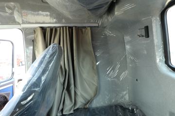 �й����� HOWO T7H�ؿ� 440���� 6X4ǣ����(����)(ZZ4257V324HF1B)ͼƬ