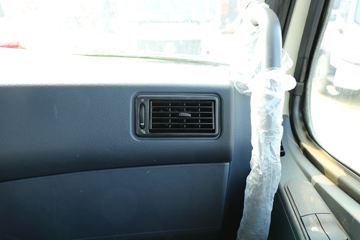 �й����� HOWO T7H�ؿ� 440���� 6X4ǣ����(����)(ZZ4257V324HF1B)ͼƬ