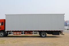东风商用车 天锦KR 230马力 4X2 8米厢式载货车(国六)(高顶)(DFH5180XXYE8)
