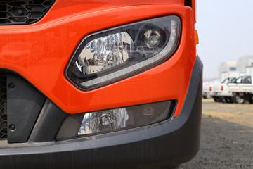 �������ó� ���KR 190���� 4X2 8����ʽ�ػ���(����)(�߶�)ͼƬ