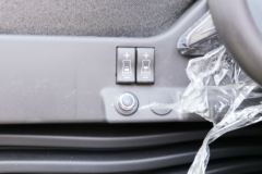 东风商用车 天锦KR 190马力 4X2 6.8米仓栅式载货车(国六)(DFH5160CCYEX5A)