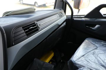 �������ó� ���KR 190���� 4X2 8����ʽ�ػ���(����)(�߶�)ͼƬ